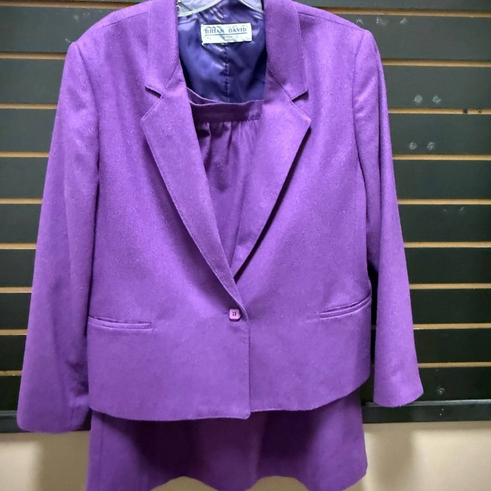 Brian David Canada 2-Piece Wool Blend Skirt Suit – Purple – Made in Canada